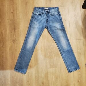 GAP Men's Slim Light Blue Straight Jeans (29×32)